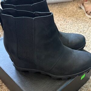 Sorel Matte Black Ankle Booties